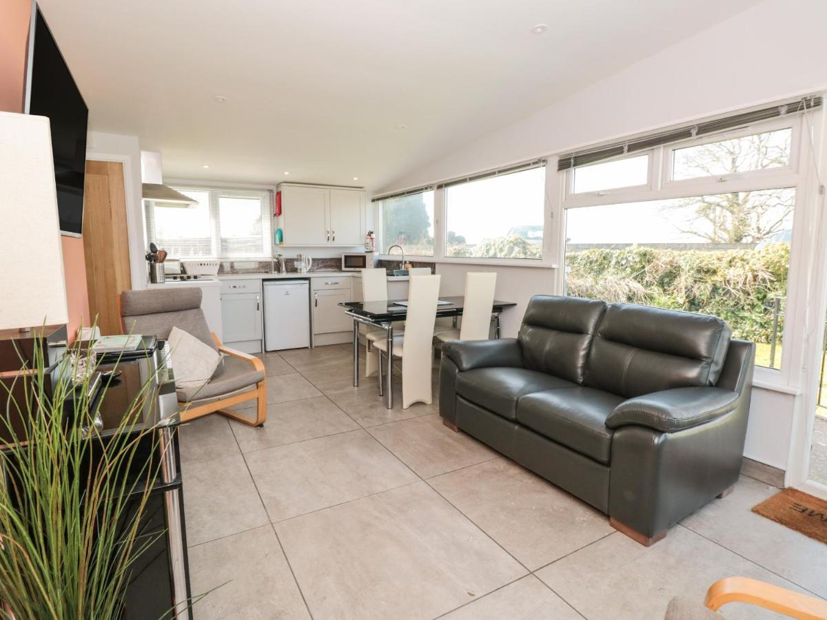 201 Norton Park Villa Dartmouth Luaran gambar
