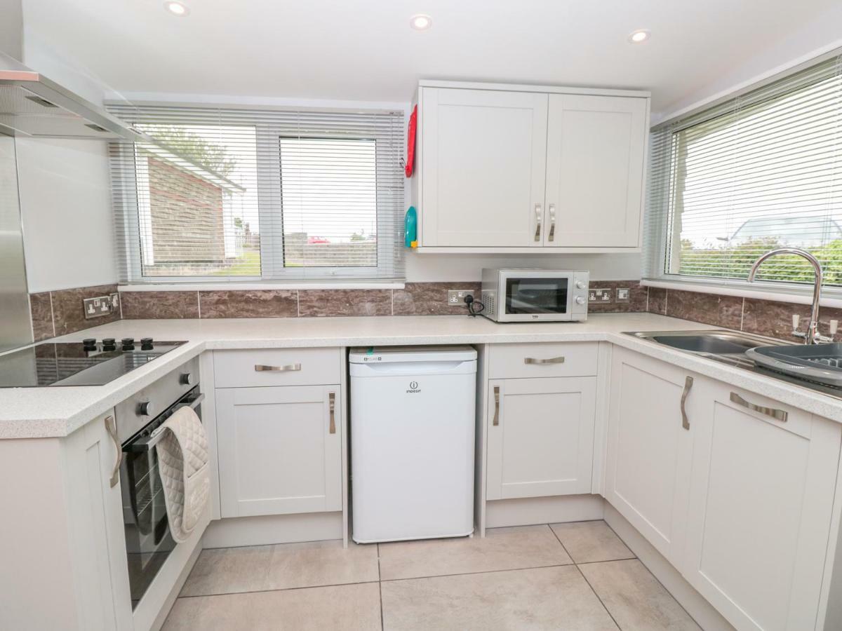 201 Norton Park Villa Dartmouth Luaran gambar
