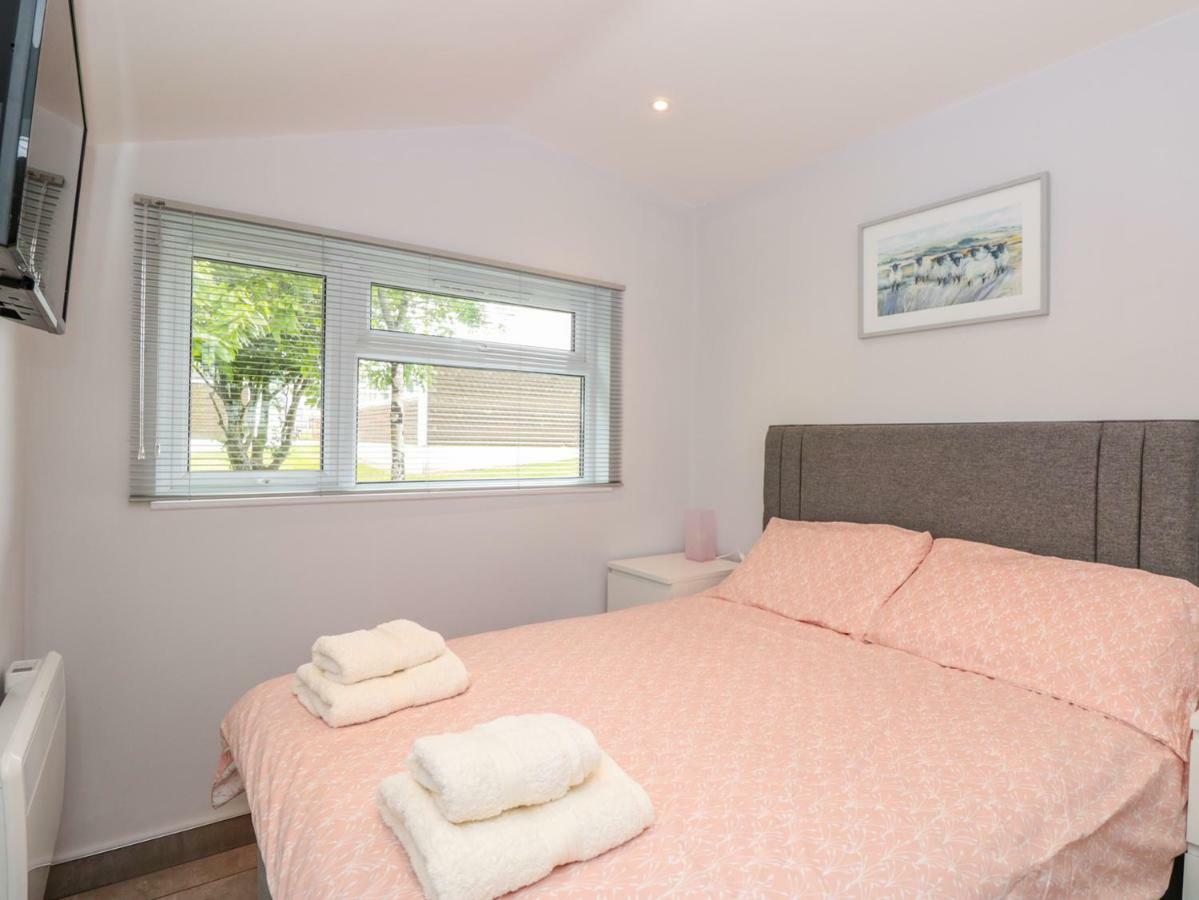 201 Norton Park Villa Dartmouth Luaran gambar